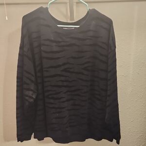 Time and Tru Black Zebra Print Long Sleeve Top